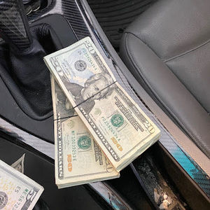 Meet your Posher, Charles